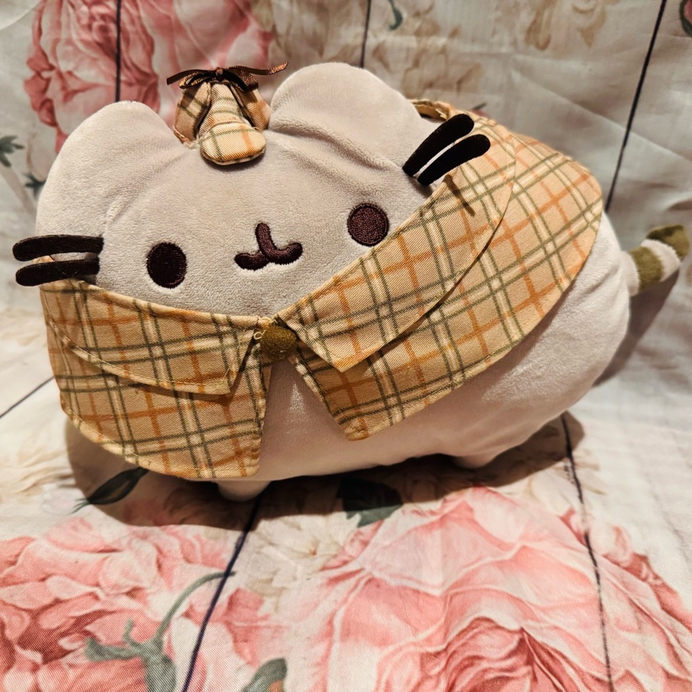 Pusheen Detective Plush UK Exclusive 12 inches Gund from 2016 New with Tags RARE